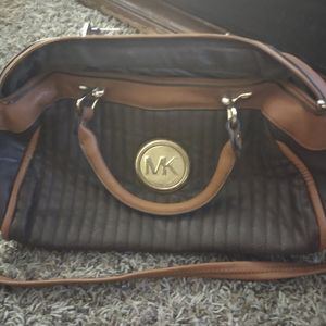 Mk purse